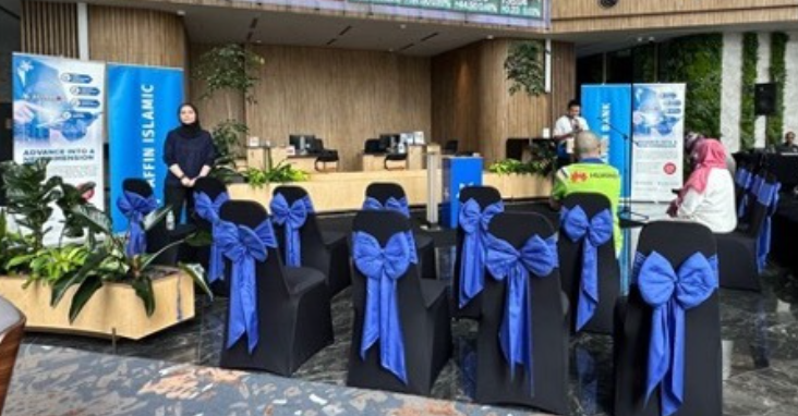 AffinMax Mobile Apps Launching — Affin Bank branded booth with signage and display